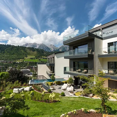 Boutique Aparthotel Chalets Coburg-2